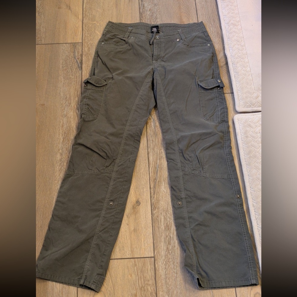 Kuhl Women's outdoor convertible pants- 8